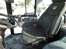 Caterpillar 908