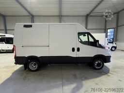 IVECO Daily 50C18 Kastenwagen *Navi*Ahk**