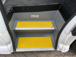 MERCEDES-BENZ Sprinter 311 Cdi 9Sitze Rollstuhllift Klima Navi