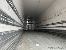 SOR Iberica SOR-S3E / Carrier Vector 1550 / Frigo / Loadlif...