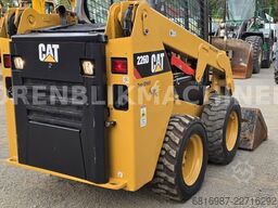 CATERPILLAR 226D