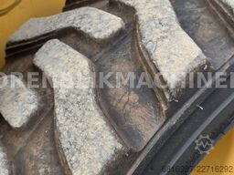 CATERPILLAR 226D