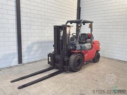 Toyota 02-7 FG 40