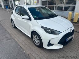 TOYOTA Yaris Basis /  12x Fahrzeuge verfügbar
