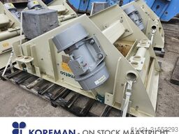 Test Vibrating Chute Metso