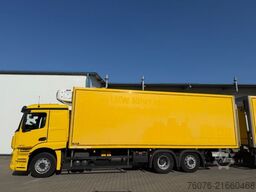 MERCEDES-BENZ 2540 LL 6x2/4 Kühlkoffer 8.2m LBW 2,5t  Carrier