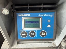 MERCEDES-BENZ 2540 LL 6x2/4 Kühlkoffer 8.2m LBW 2,5t  Carrier