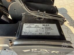 MERCEDES-BENZ 2540 LL 6x2/4 Kühlkoffer 8.2m LBW 2,5t  Carrier