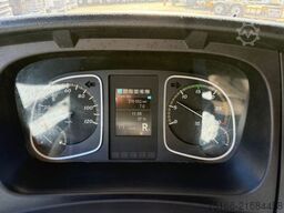 MERCEDES-BENZ ATEGO 816 L Koffer 6,10 m LBW 1 T* KLIMA+3-Sitze