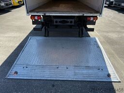 MERCEDES-BENZ ATEGO 816 L Koffer 6,10 m LBW 1 T* KLIMA+3-Sitze