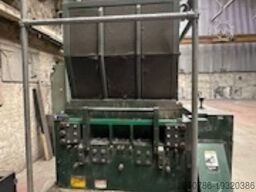 Cumberland 3715H   HOG