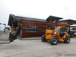 Manitou MHT860L ( 8 Meter 6 Tonnen )