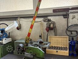 Workbench heavy-duty shelving