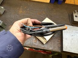 Workbench heavy-duty shelving