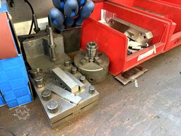 Workbench heavy-duty shelving