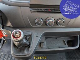 Renault Master 2.3 DCI KOFFER MET LAADBRUG