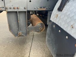 Mercedes-Benz ATEGO 2528 6x2 HAAK + KRAAN