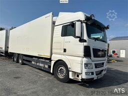 MAN TGX 26.480 6x2 box truck w/ Bussbygg box and lift.