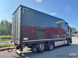 Mercedes-Benz Actros 6x2 Box Truck