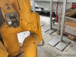 STÄUBLI Roboter CS8C-RX60