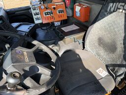 SCANIA P 93.220 Bitumen-Tank mit Asfaltstreuer