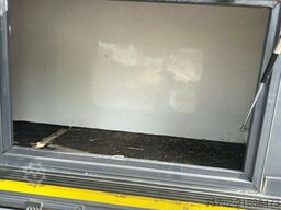 Volvo FH 12 6-7 Pferde Popout Wohnmobilzulassung