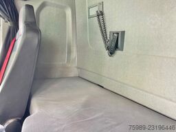 Renault T480  VF611A361JD011986  RETARDER , 2 level PTO...