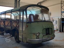 SETRA Kässbohrer Setra S 11