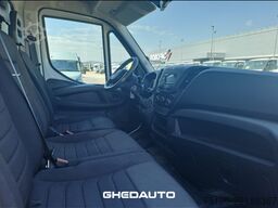 IVECO 35C14H BOX