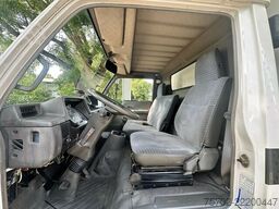 Mitsubishi Canter FH Böckmann 2 Pferde Oldtimer
