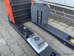 Toyota Tyro LHE150 | FABRIKNEU 2025