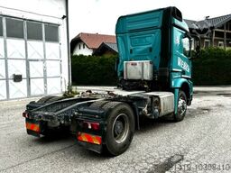 MERCEDES-BENZ Arocs 2142 4x4 Zugmaschine Euro 6 Bj 2017