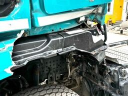 MERCEDES-BENZ Arocs 2142 4x4 Zugmaschine Euro 6 Bj 2017