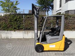 Jungheinrich EFG 215 - Triplex - Baujahr 2022