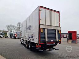 Scania R520 V8 Topline 6x2 - Box with sidedoors - Load...