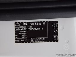 MAN TGE  Kasten 3.140 extralang Superhochdach LED