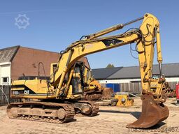 Caterpillar 318B Tracked Excavator