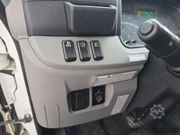 Mitsubishi Fuso Canter 7C18D DoKa 7 Sitze AHK