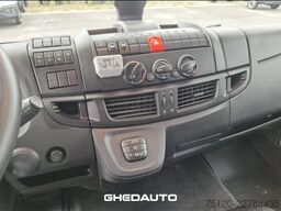 IVECO EUROCARG0 90 220 CON CELLA ISOTERMICA E SPONDA CARICATRICE