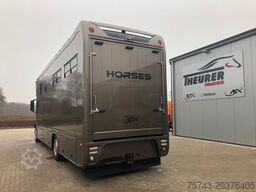 MERCEDES-BENZ ANTOS  1830 STX . POP-OUT 5 Pferde