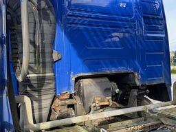 Volvo FH12 4x2 Car freight w/ Lohr trailer