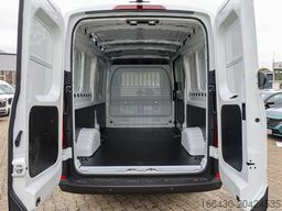 Maxus DELIVER 9