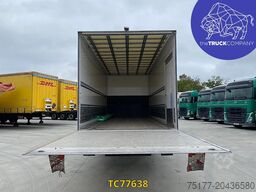 Mercedes-Benz Atego 818