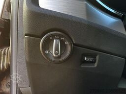 VOLKSWAGEN T6 Multivan Comfortline 4M AHK STANDHZ SITZH DAB