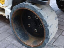 Holland Lift Ecostar HL-11812 Electric, 14m Working Height, 300