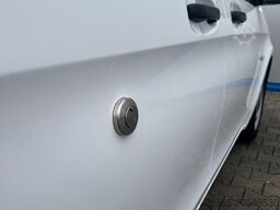 MERCEDES-BENZ Vito 110 LANG KLIMA 2-SITZER SICHERHEITSCHLOSSER