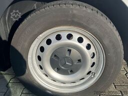 MERCEDES-BENZ Vito 116 LANG KLIMA TEMPOMAT PDC 2-SITZER REGALE