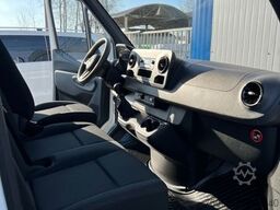 MERCEDES-BENZ Sprinter 211 LANG ANHÄNGERKUPPLUNG KLIMA 3-SITZE