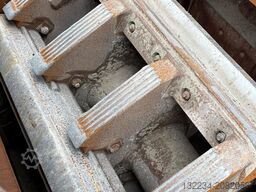 McCloskey I54 impact crusher