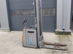 Still EXV 14 LION 5.3m/ 2022y/ 2750mh